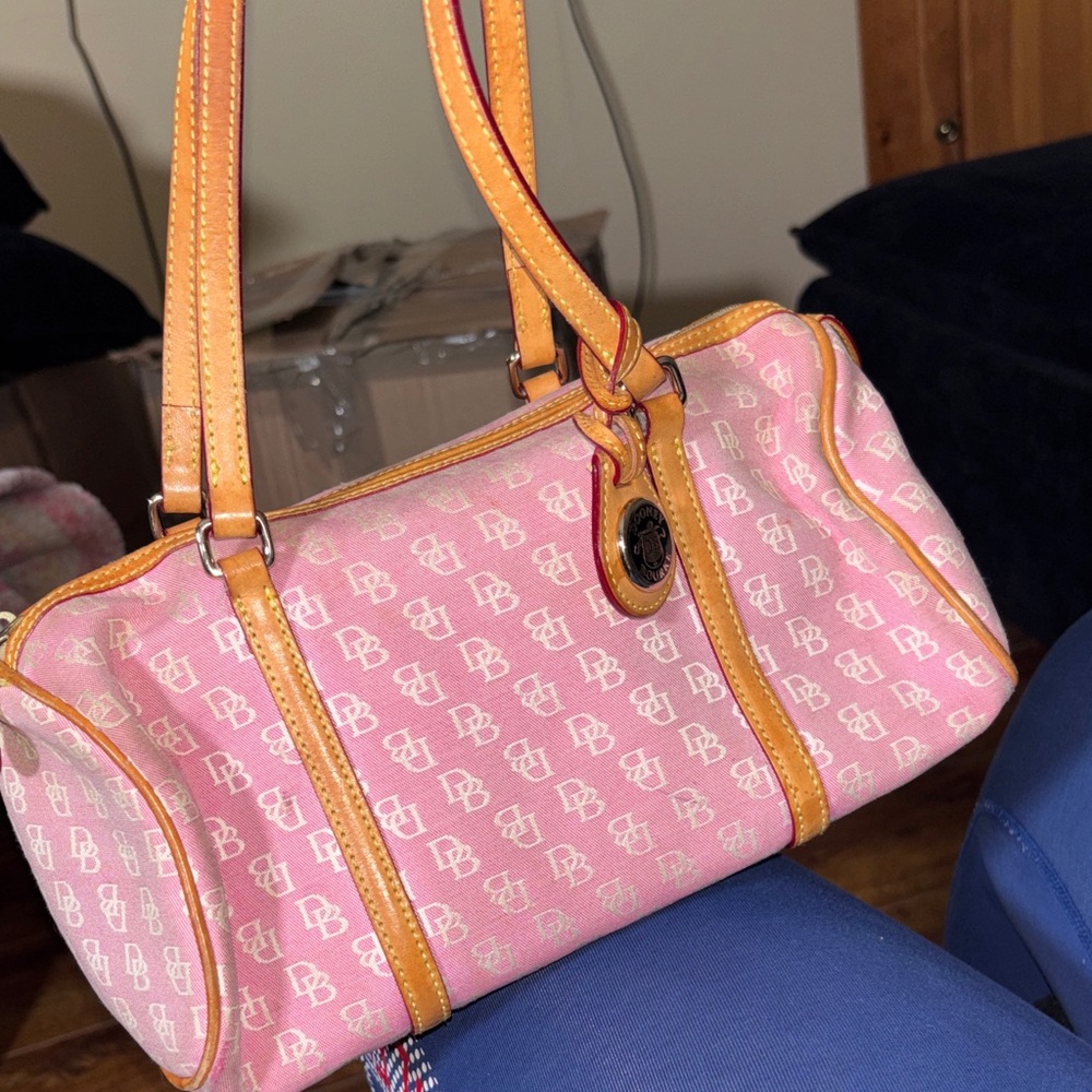 Dooney&Bourke Pink Monogram Shoulder Barrel Bag with Tan Red Trim